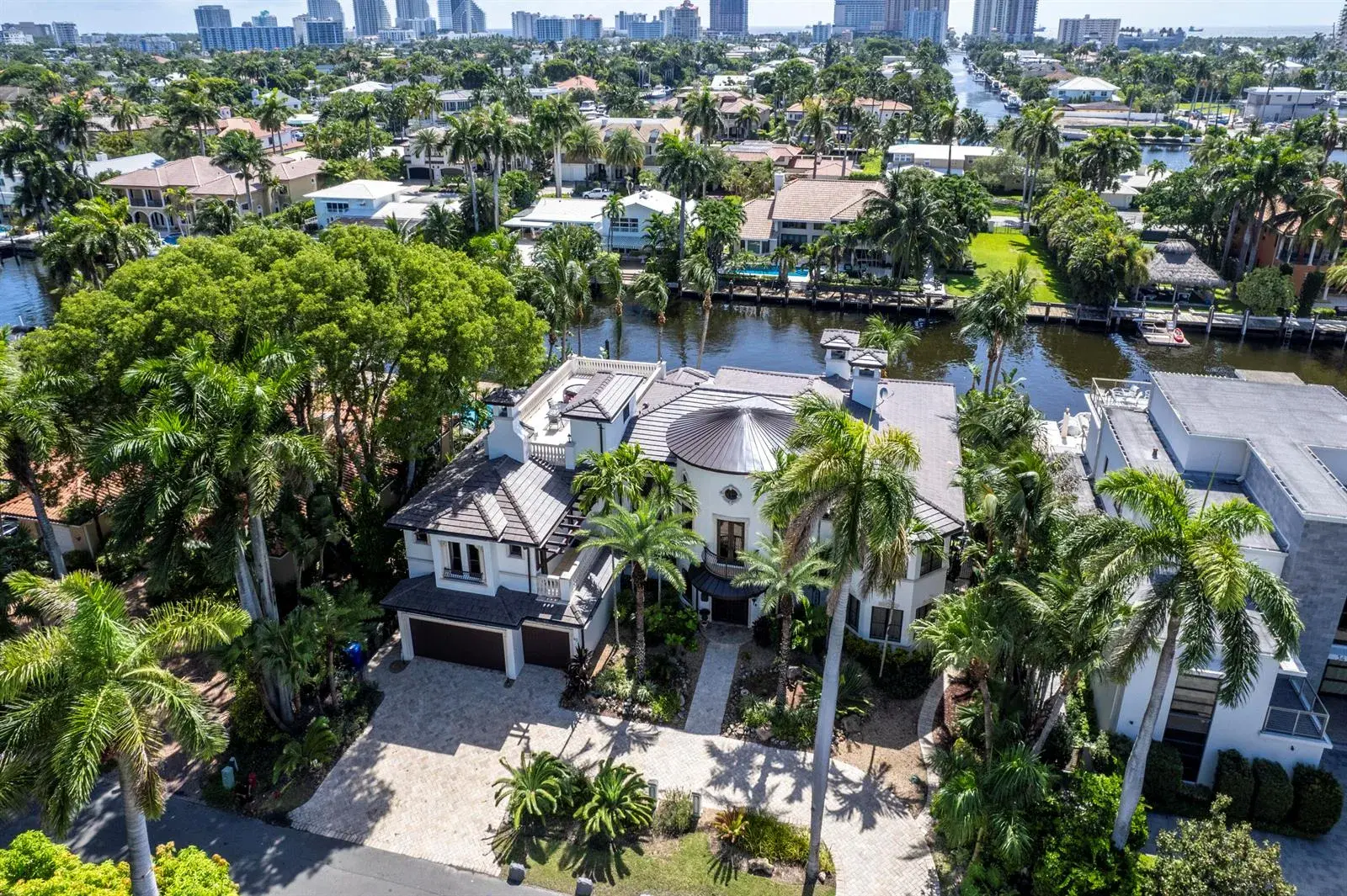 42 Nurmi Drive, Fort Lauderdale FL 33301