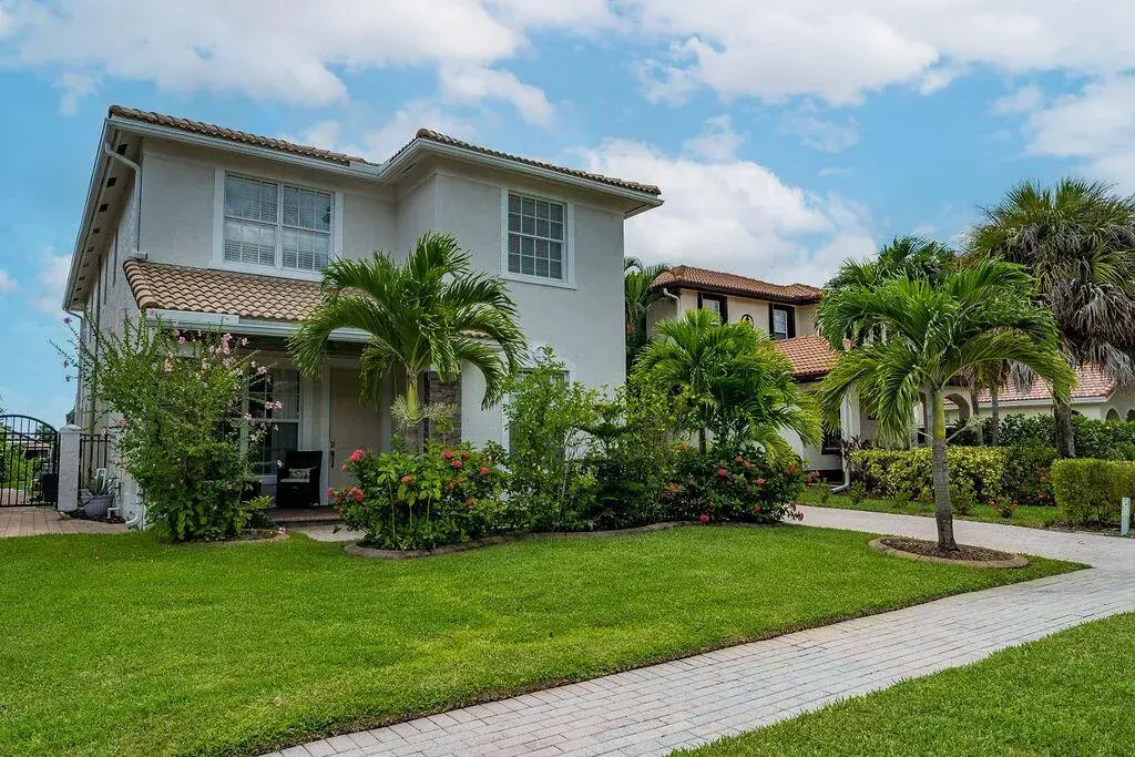 156 CATANIA Way, Royal Palm Beach FL 33411