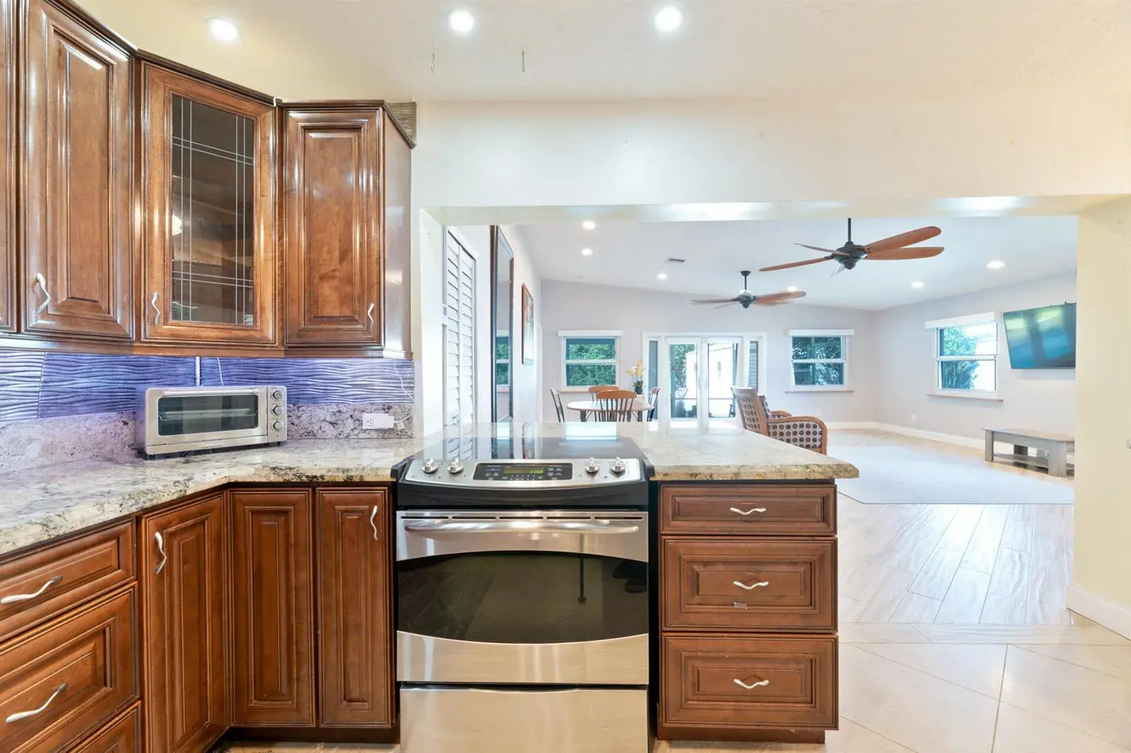 4717 SW 35TH Avenue, Dania Beach FL 33312