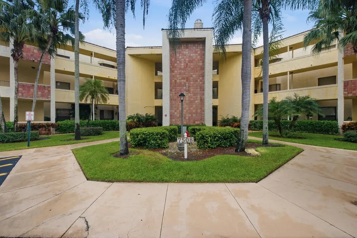 7508 LA PAZ Boulevard # 107, Boca Raton FL 33433