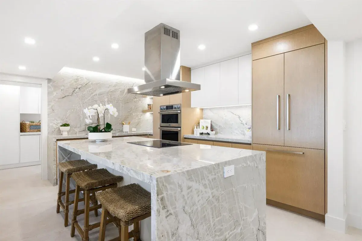 2784 S OCEAN # 502E, Palm Beach FL 33480