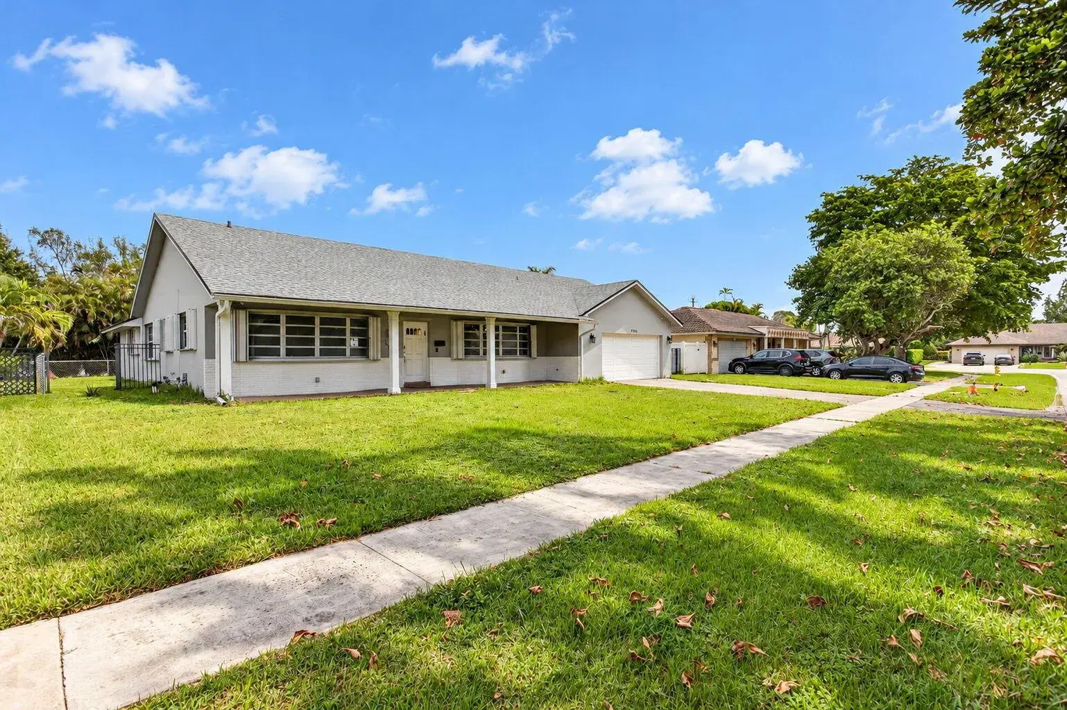 7521 SW 1ST Street, Plantation FL 33317