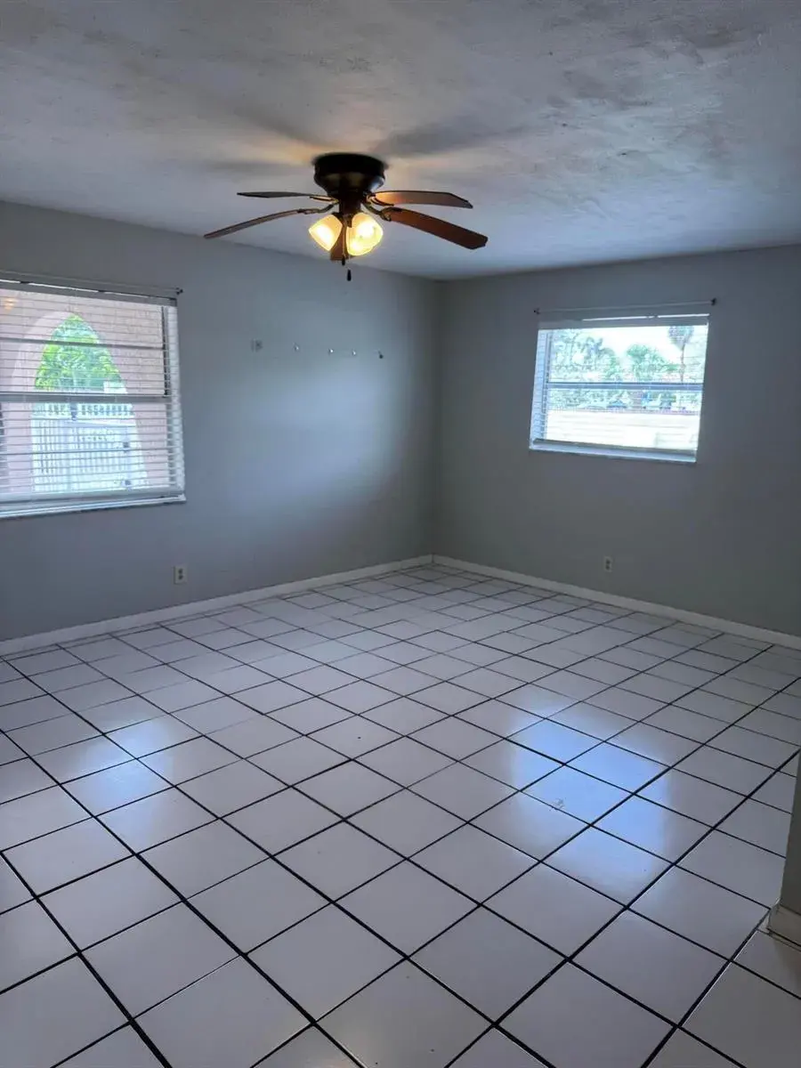1100 SE 4TH Avenue # 1, Deerfield Beach FL 33441