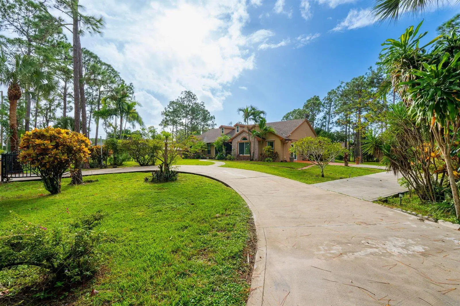 16824 79th Court N, Loxahatchee FL 33470
