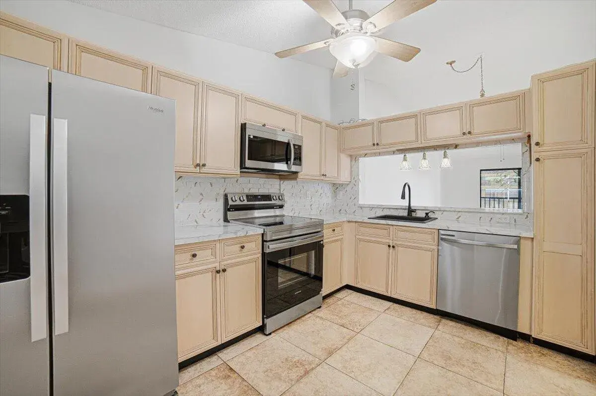 4880 LUCERNE LAKES Boulevard W # 206, Lake Worth FL 33467