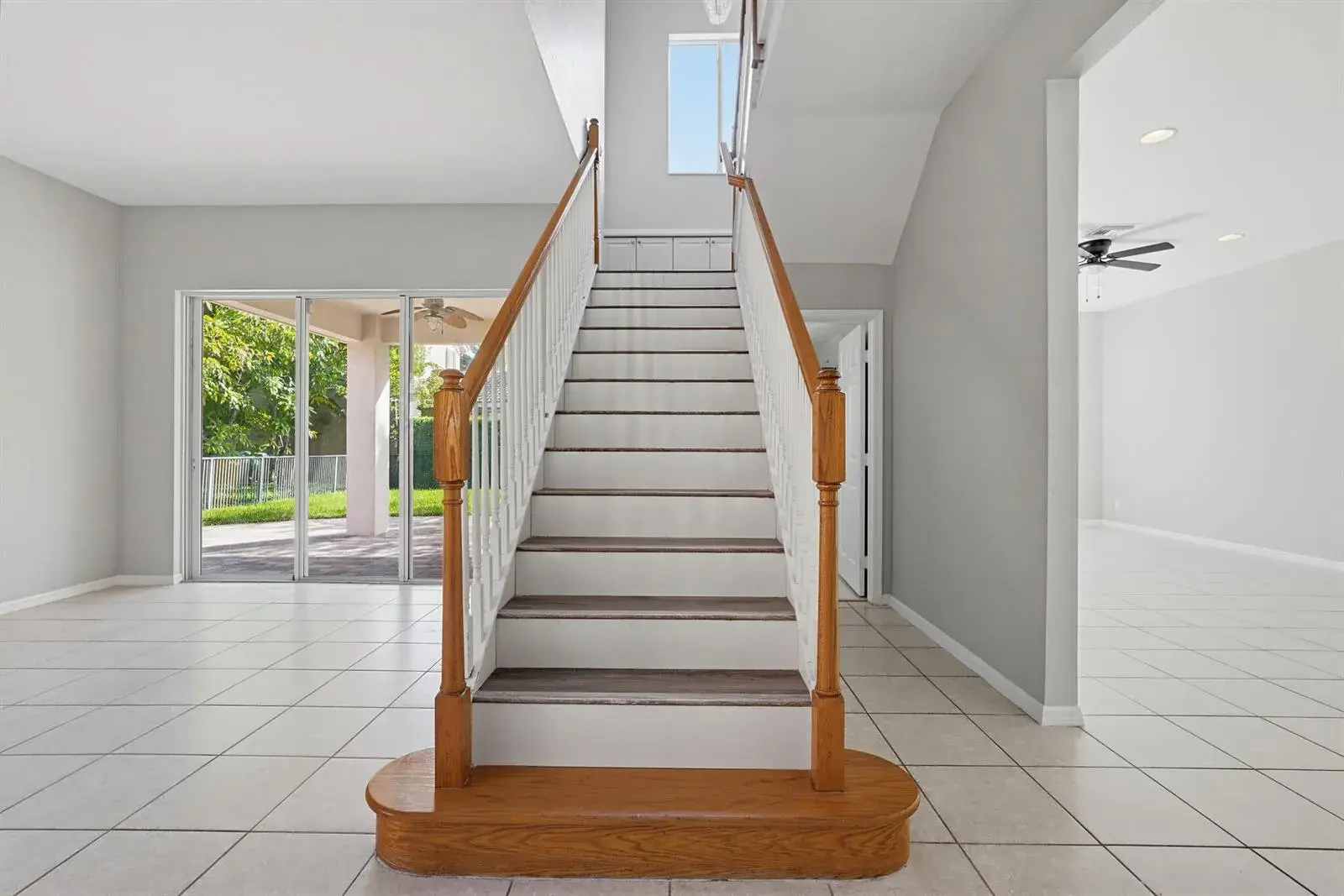 122 SARONA Circle, Royal Palm Beach FL 33411