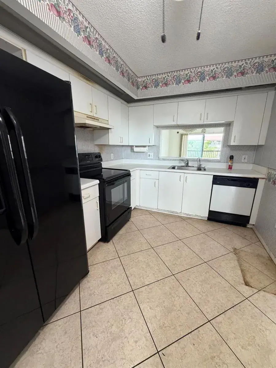 12551 SW 16TH Court # 305C, Pembroke Pines FL 33027