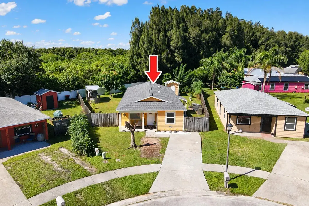 4035 41st Square, Vero Beach FL 32967