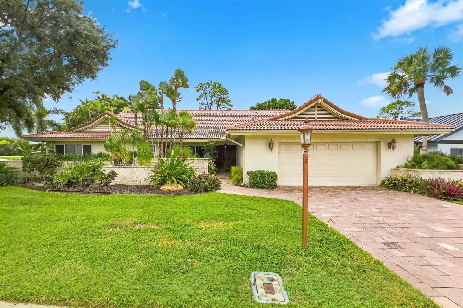 10134 Boca Woods Lane, Boca Raton FL 33428