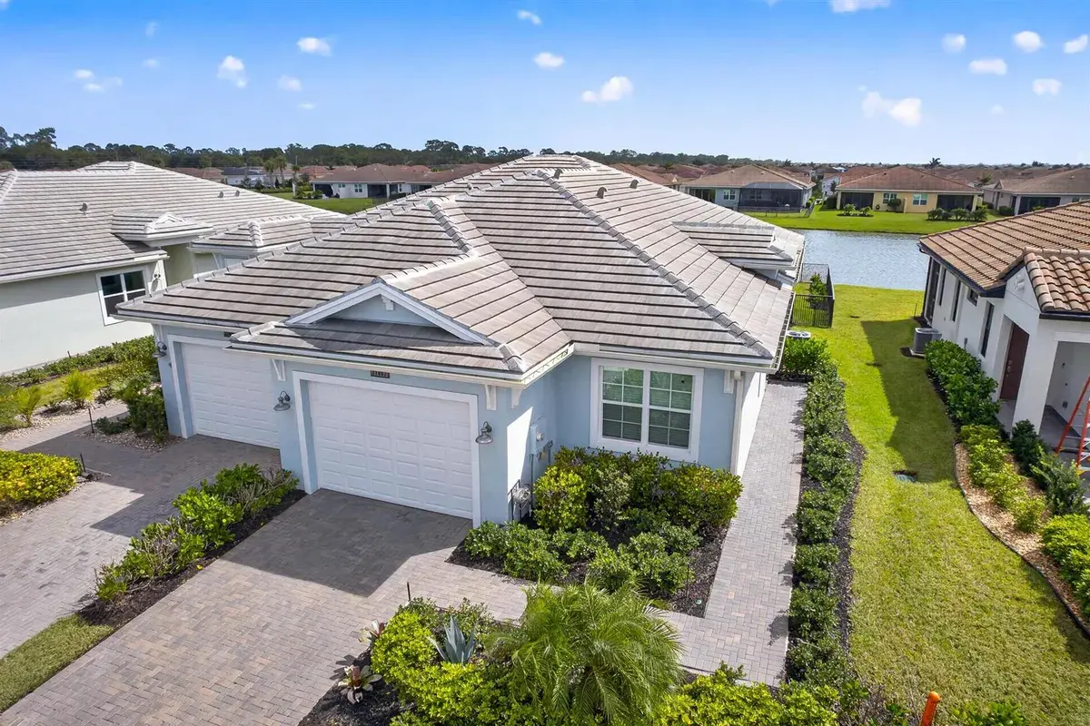 27063 SW Viterbo Way, Port St. Lucie FL 34986