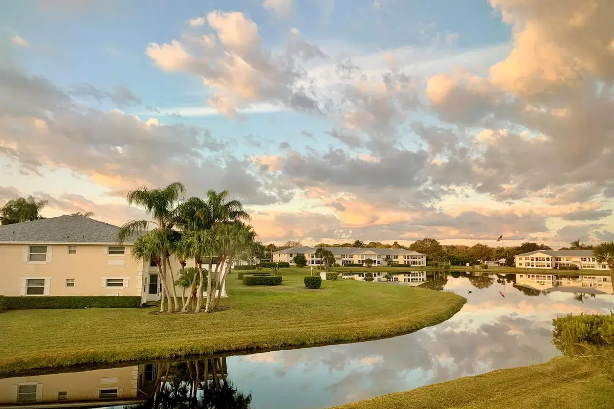 375 N GROVE ISLE Circle, Vero Beach FL 32962