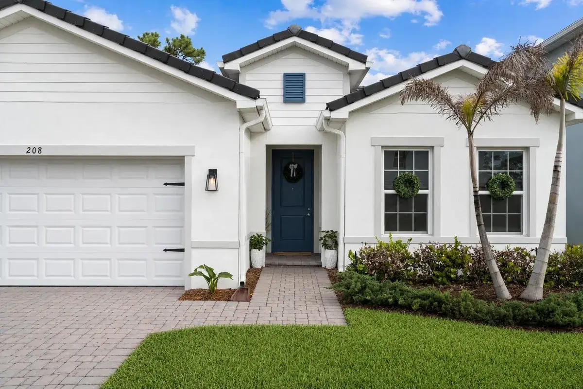208 SW POMEROY Street, Stuart FL 34997