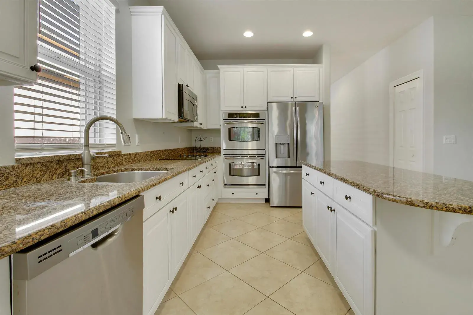 5824 SE Crooked Oak Avenue, Hobe Sound FL 33455