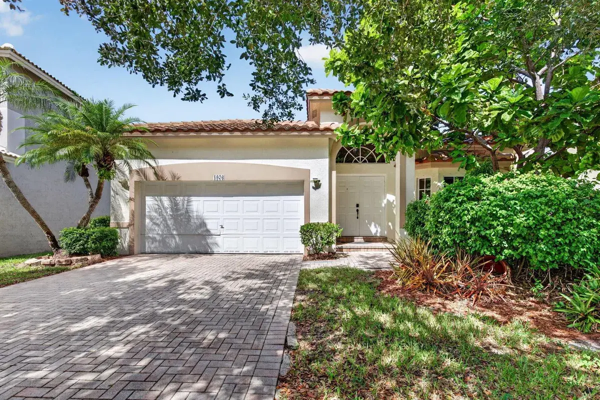 1976 NW 169TH Avenue, Pembroke Pines FL 33028