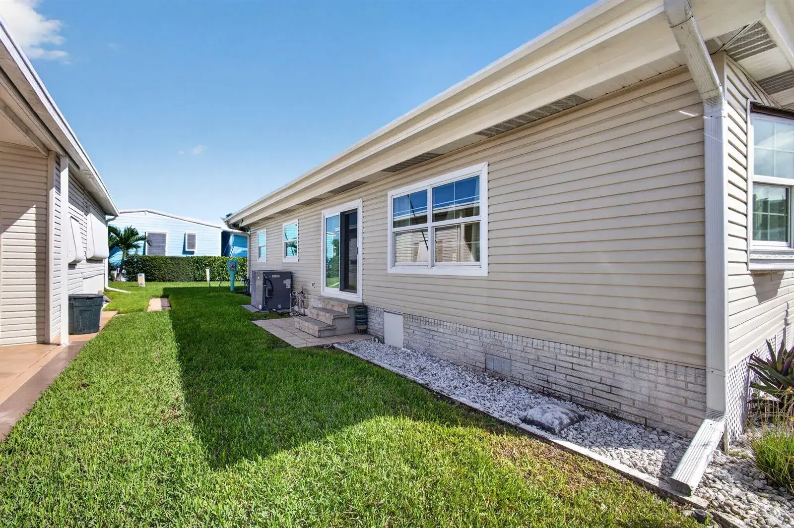 400 N HIGHWAY A1A # 27, Jupiter FL 33477