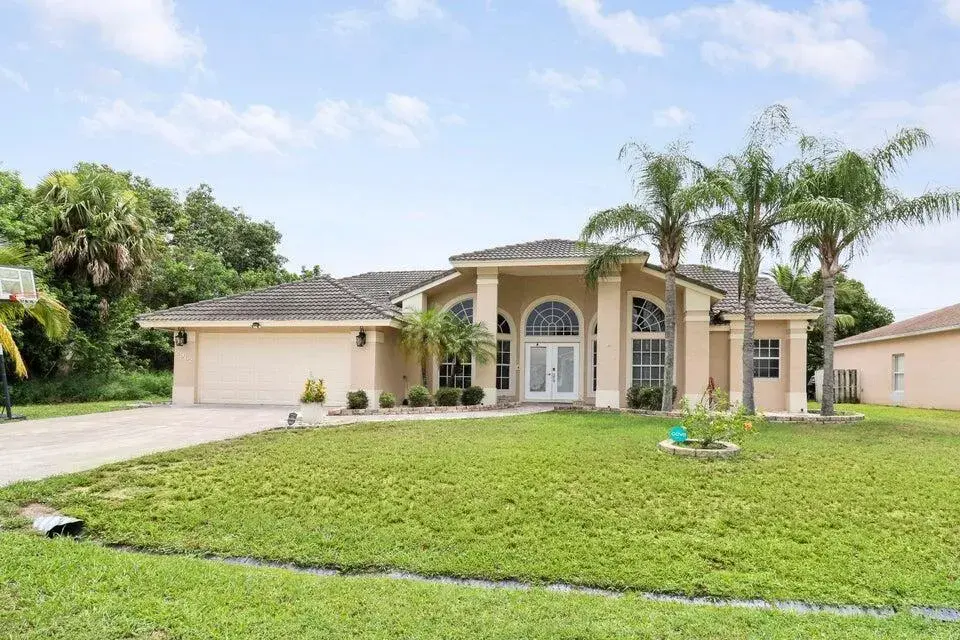 2962 SW Coastal Terrace, Port St. Lucie FL 34953
