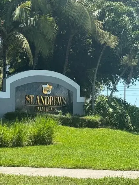 1179 N BENOIST FARMS Road # 205, West Palm Beach FL 33411