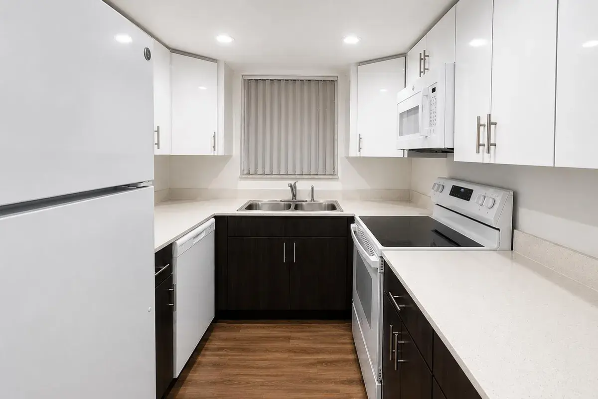 401 NW 34 Street # 201, Pompano Beach FL 33064