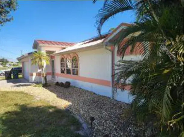 4089 SW KAMSLER Street, Port St. Lucie FL 34953