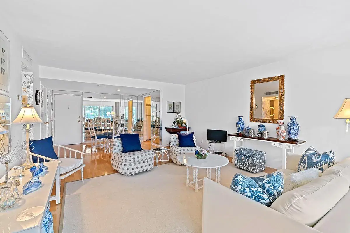 2600 N Flagler Drive # 212, West Palm Beach FL 33407