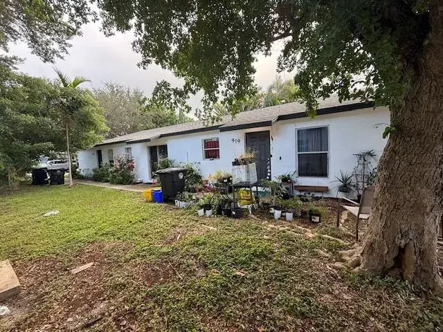 917 N M Street, FL 33460