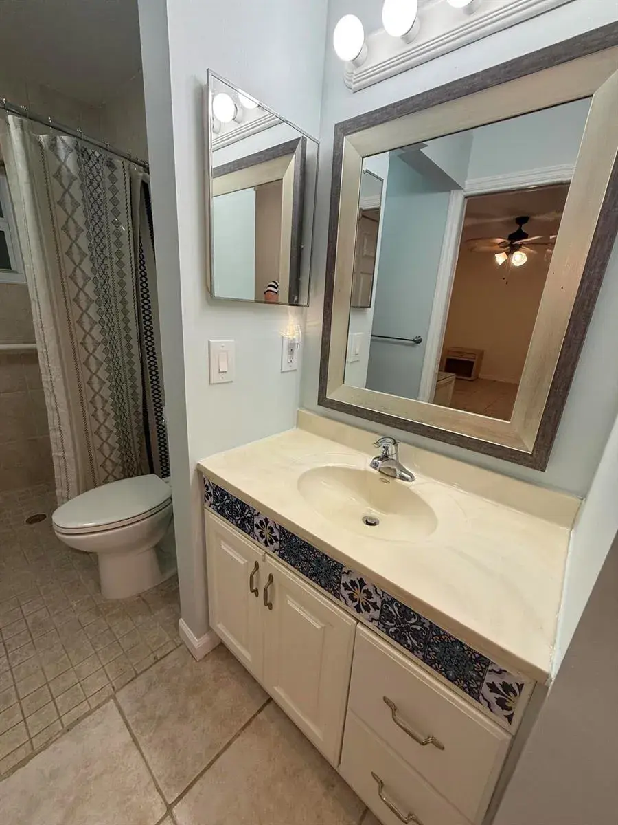 3641 SW Natura Boulevard Unit b, Deerfield Beach FL 33441