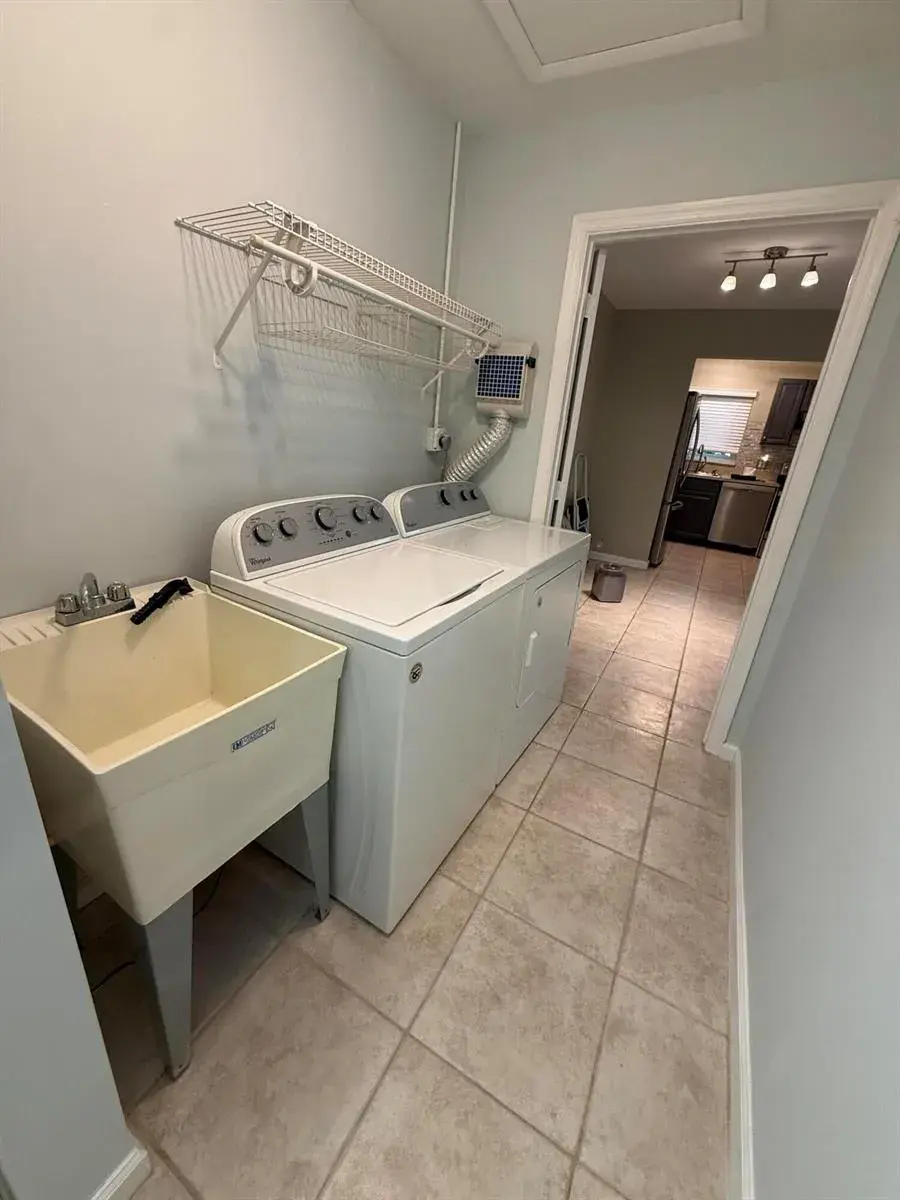 3641 SW Natura Boulevard Unit b, Deerfield Beach FL 33441