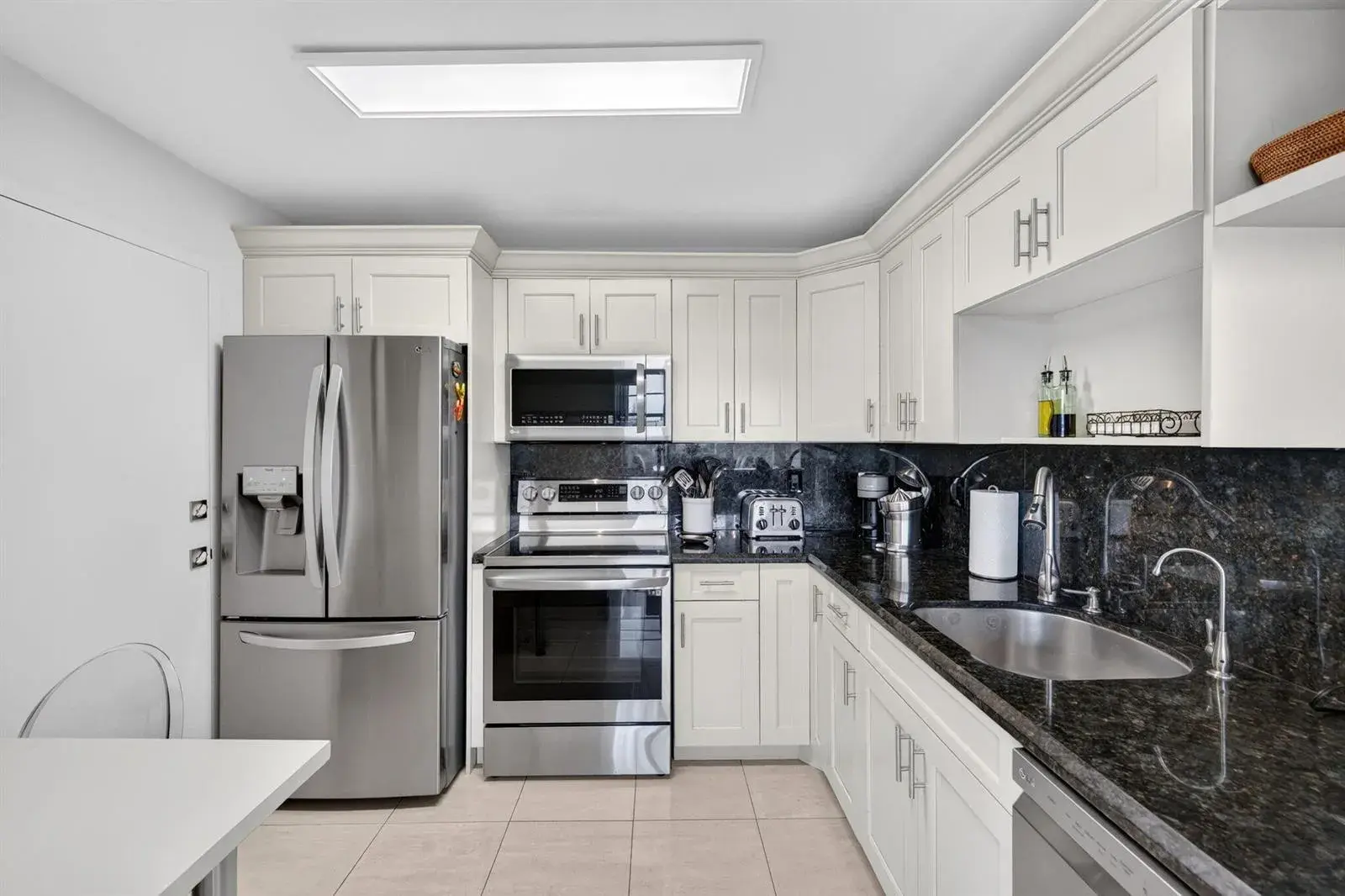 1170 N FEDERAL Highway # 512, Fort Lauderdale FL 33304