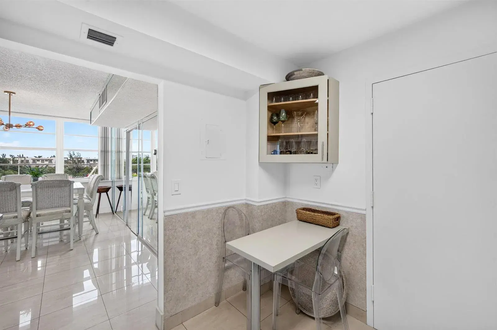 1170 N FEDERAL Highway # 512, Fort Lauderdale FL 33304