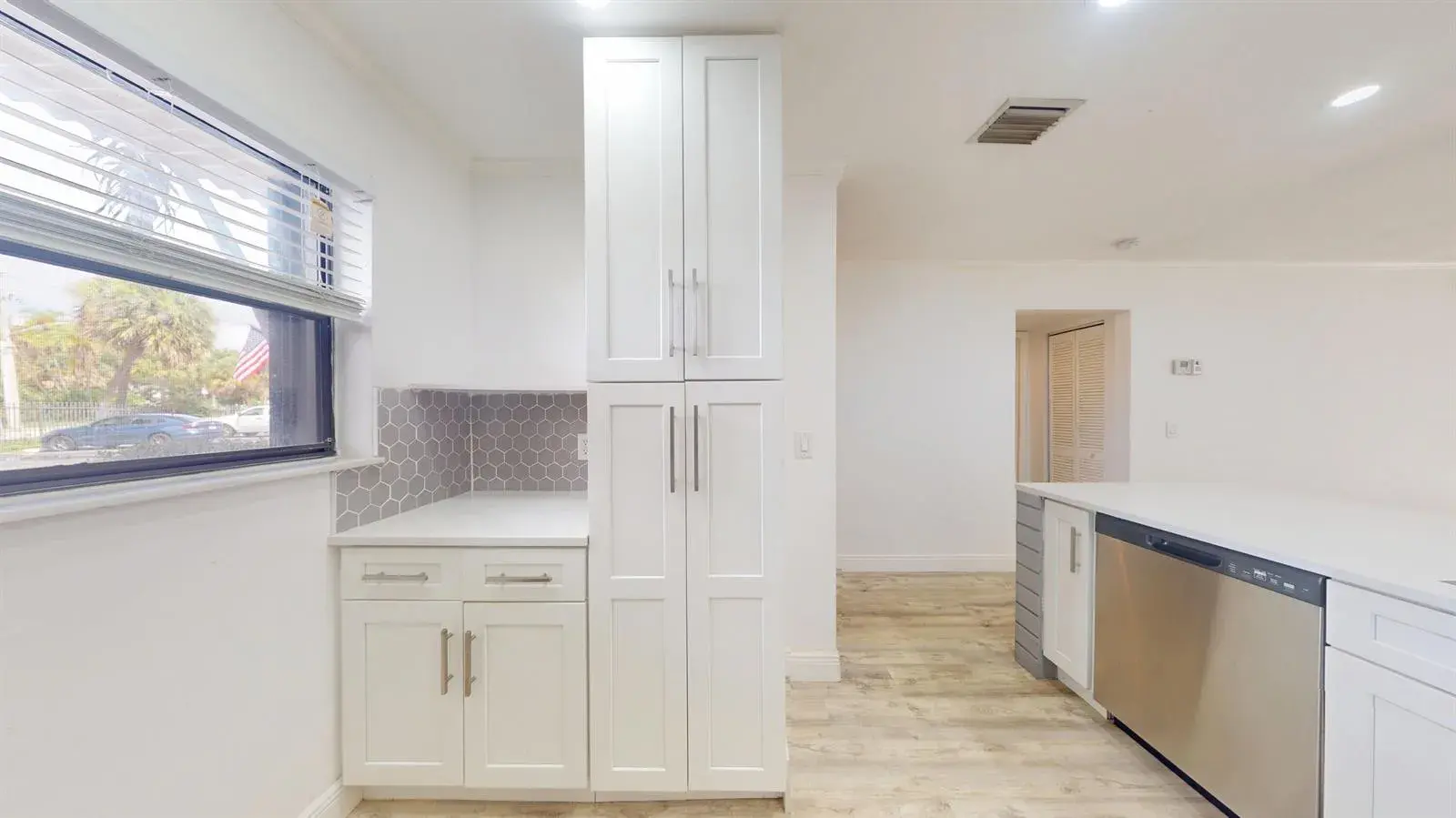 701 N INDIAN RIVER Drive # 105, Fort Pierce FL 34950