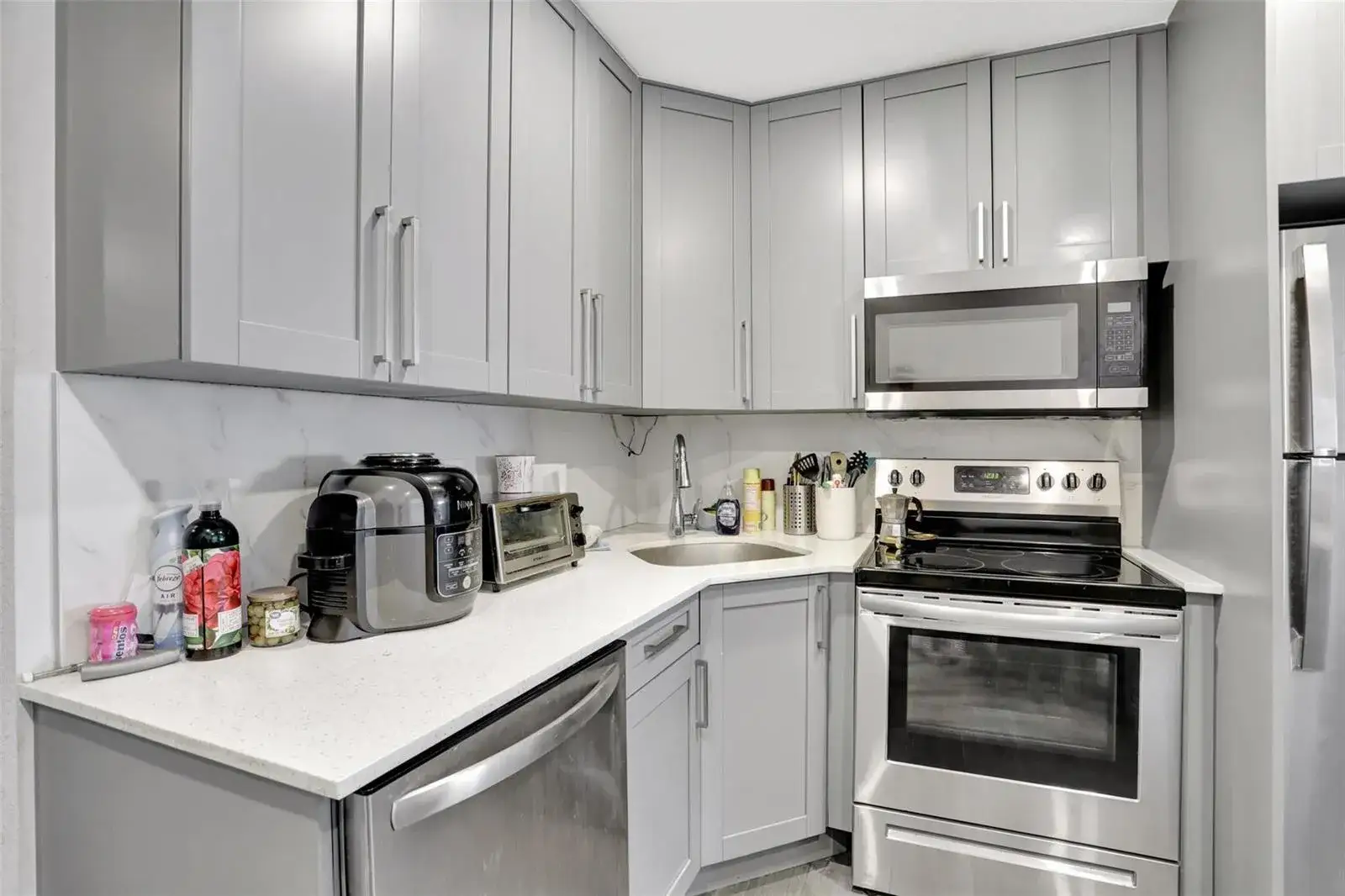 2609 NW 9th Avenue, Wilton Manors FL 33311