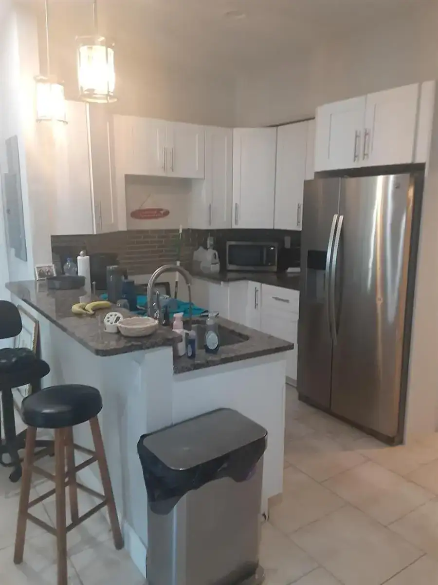 799 NE 34th Court, Oakland Park FL 33334 photo 4
