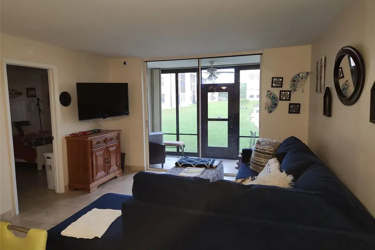 10180 NW 30th Court # 101, Sunrise FL 33322