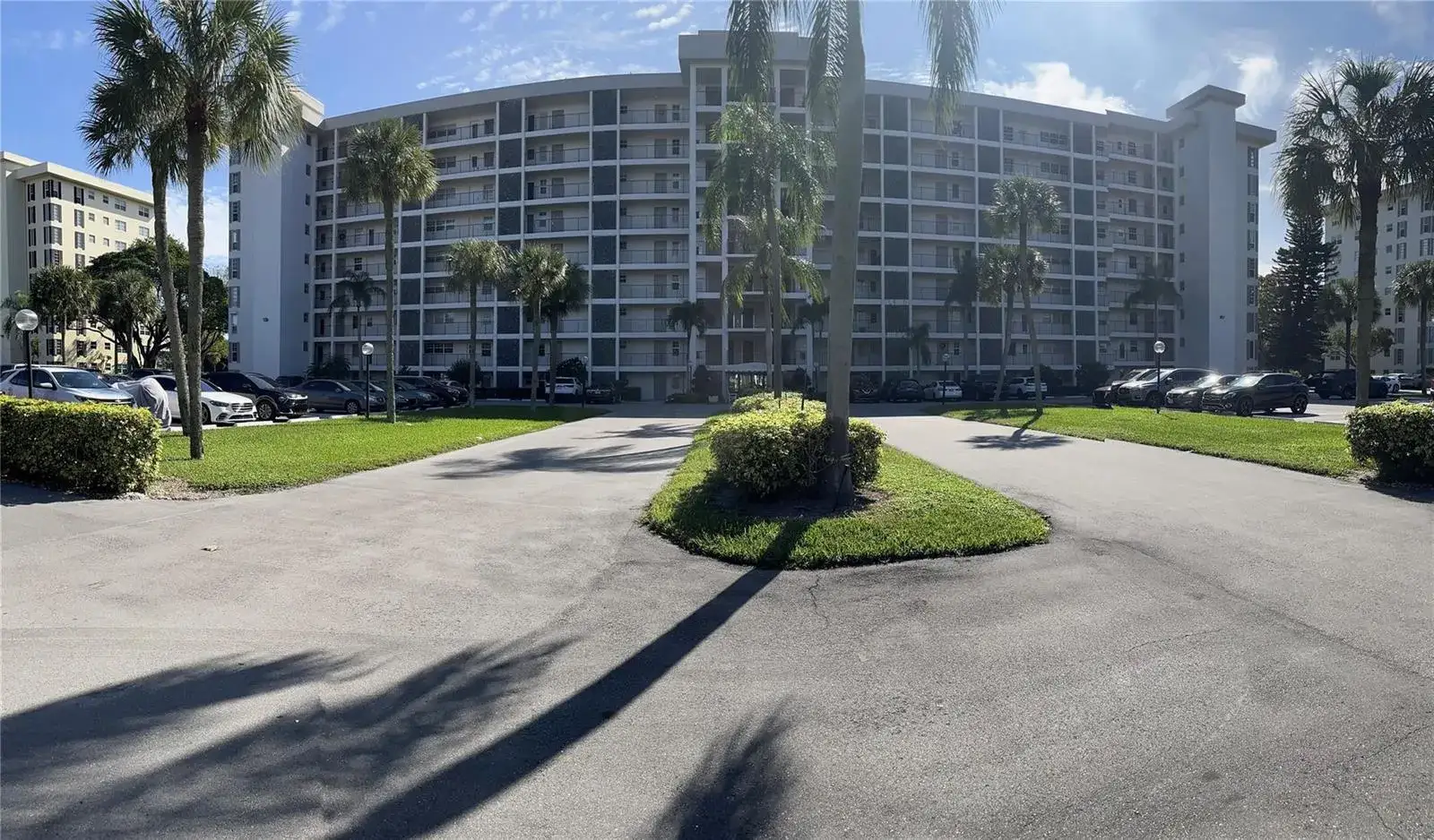 3100 N Palm Aire Drive # 304, Pompano Beach FL 33069