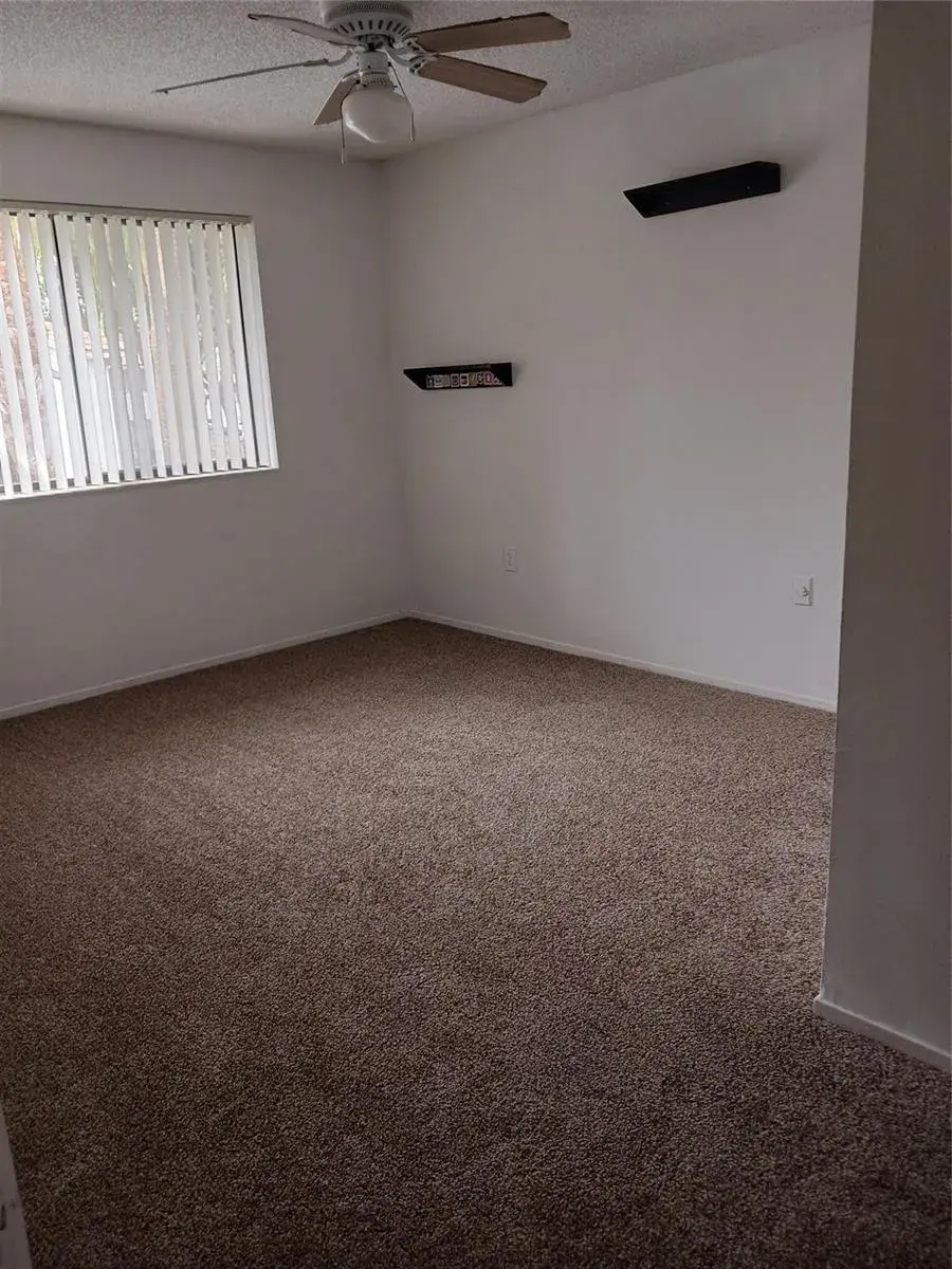 8307 Coral Lake Manor # 8307, Coral Springs FL 33065