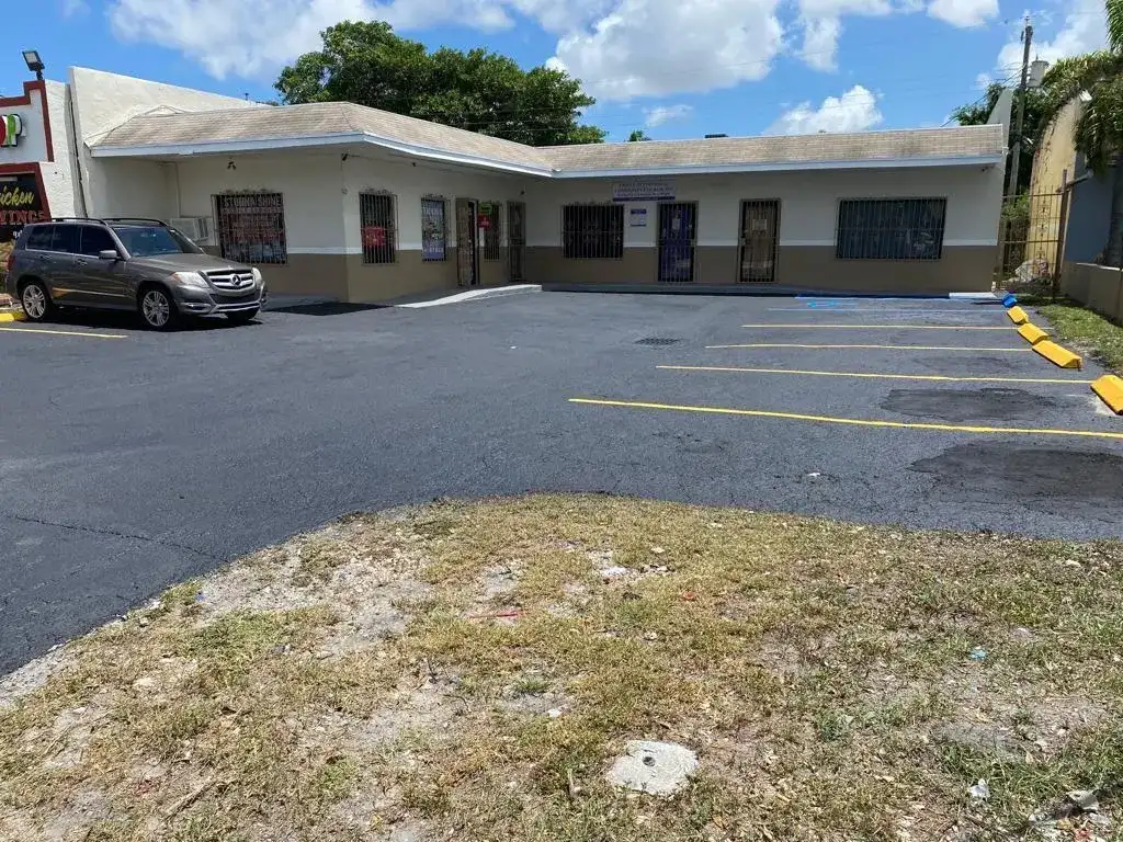 2430 NW 19th Street, Fort Lauderdale FL 33311