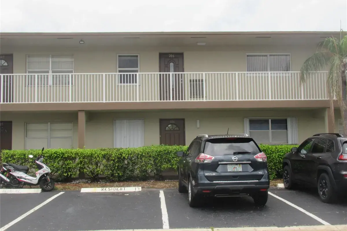 601 NW 76th Terrace # 206, Margate FL 33063