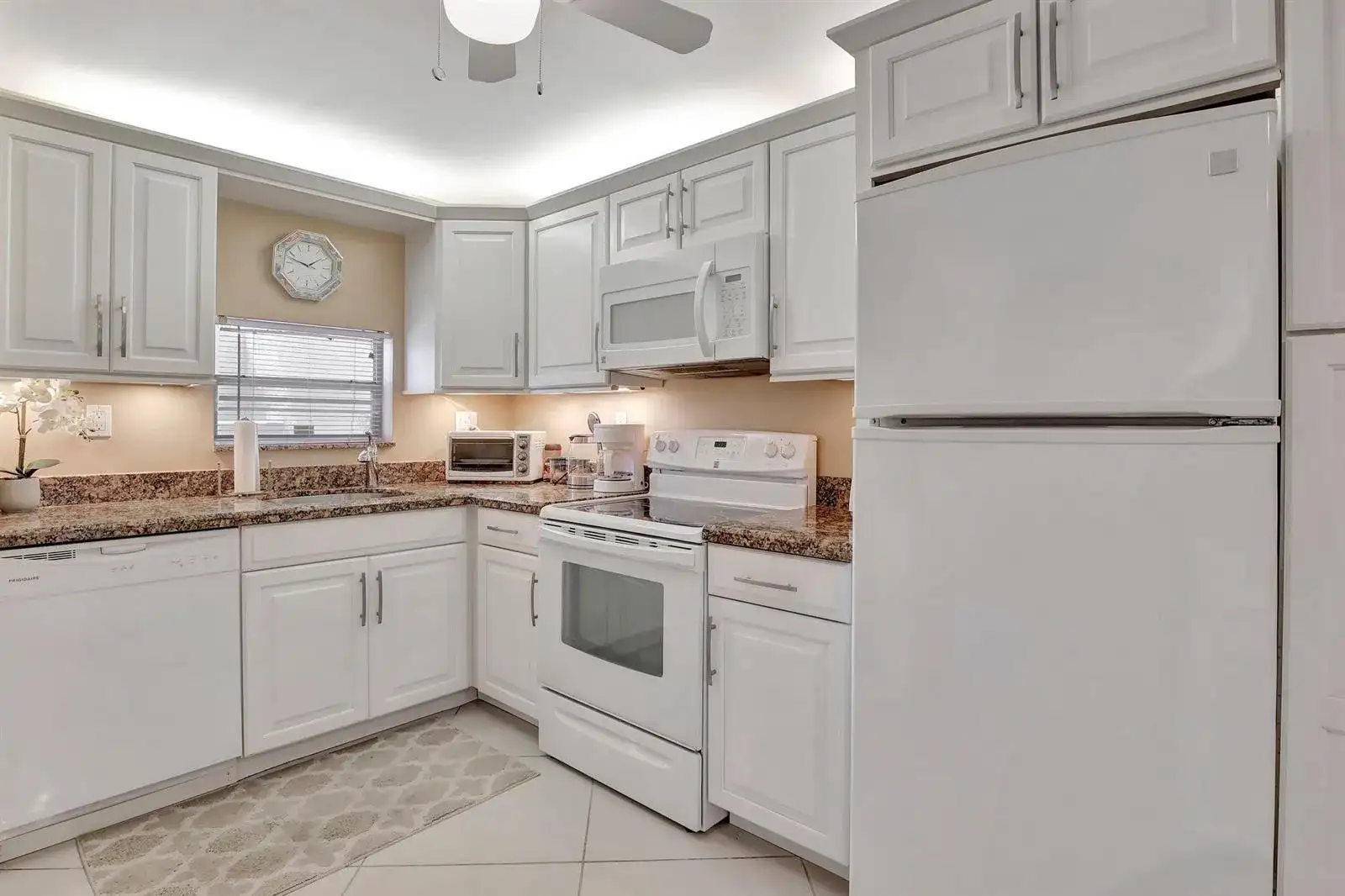 8930 S Hollybrook Boulevard # 201, Pembroke Pines FL 33025 photo 2