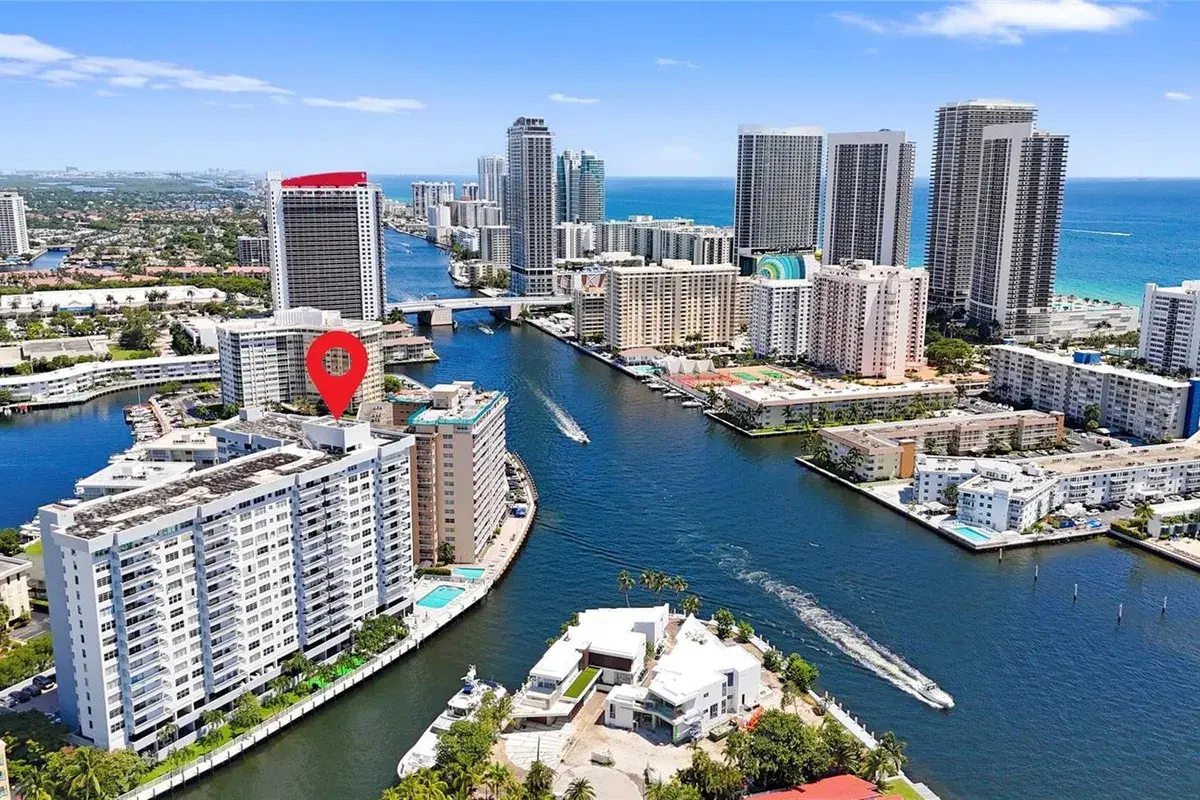 137 Golden Isles Drive # 706, Hallandale Beach FL 33009