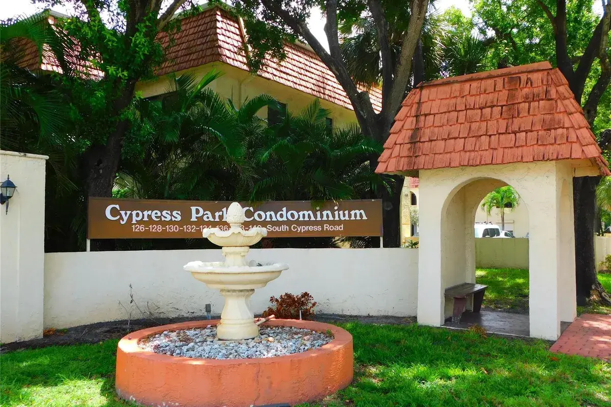 128 S Cypress Road # 827, Pompano Beach FL 33060