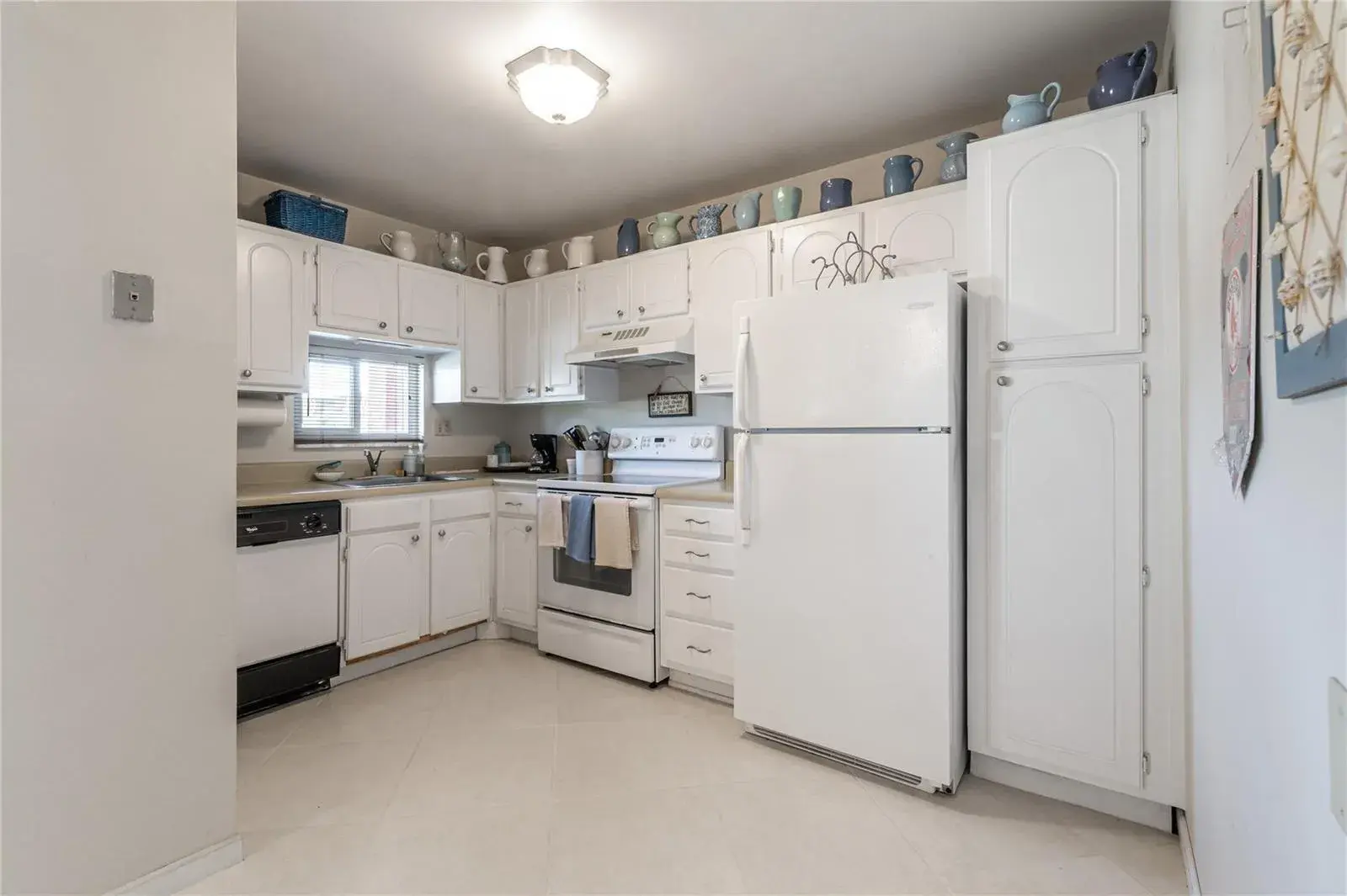 671 S Hollybrook Drive # 306, Pembroke Pines FL 33025