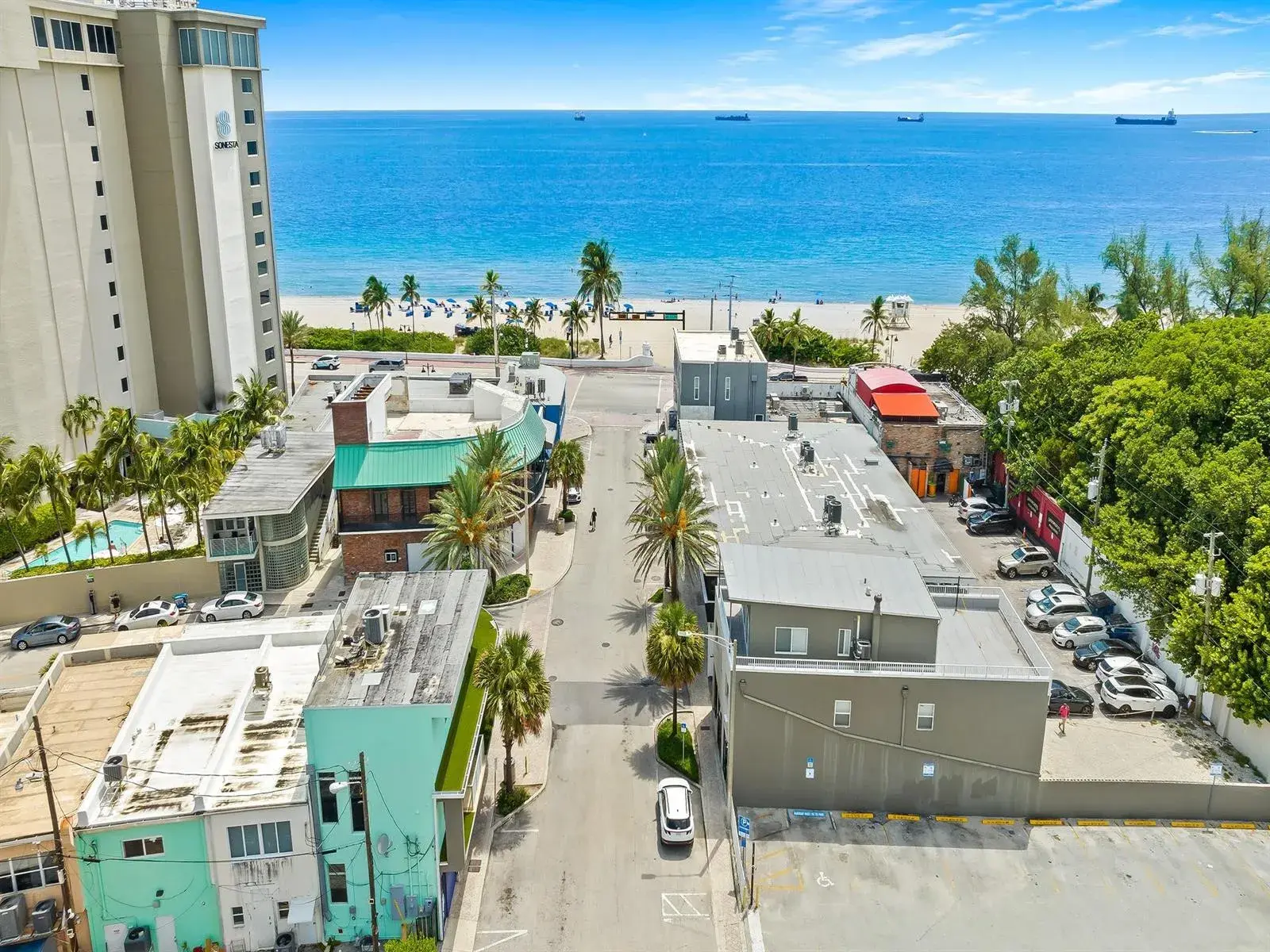 901 Sunrise Lane, Fort Lauderdale FL 33304