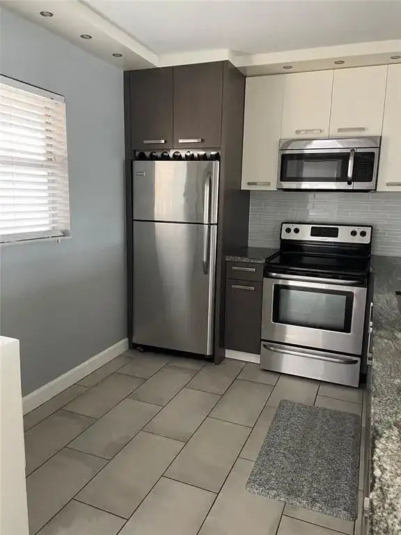 2850 Somerset Drive # 404l, Lauderdale Lakes FL 33311 photo 2