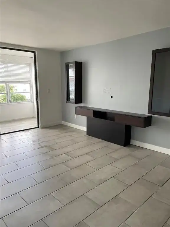 2850 Somerset Drive # 404l, Lauderdale Lakes FL 33311 photo 4
