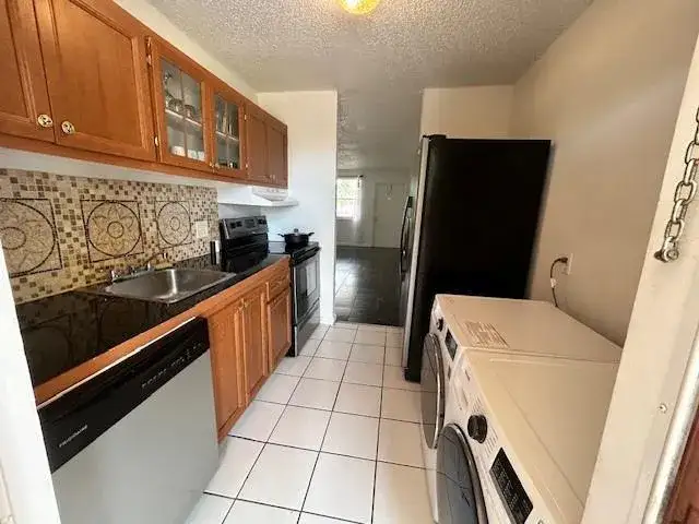 850 E Commercial Boulevard # 225c, Oakland Park FL 33334