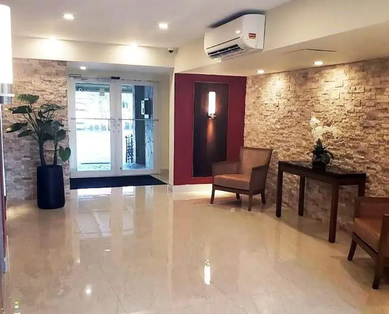 200 Diplomat Parkway # 636, Hallandale Beach FL 33009