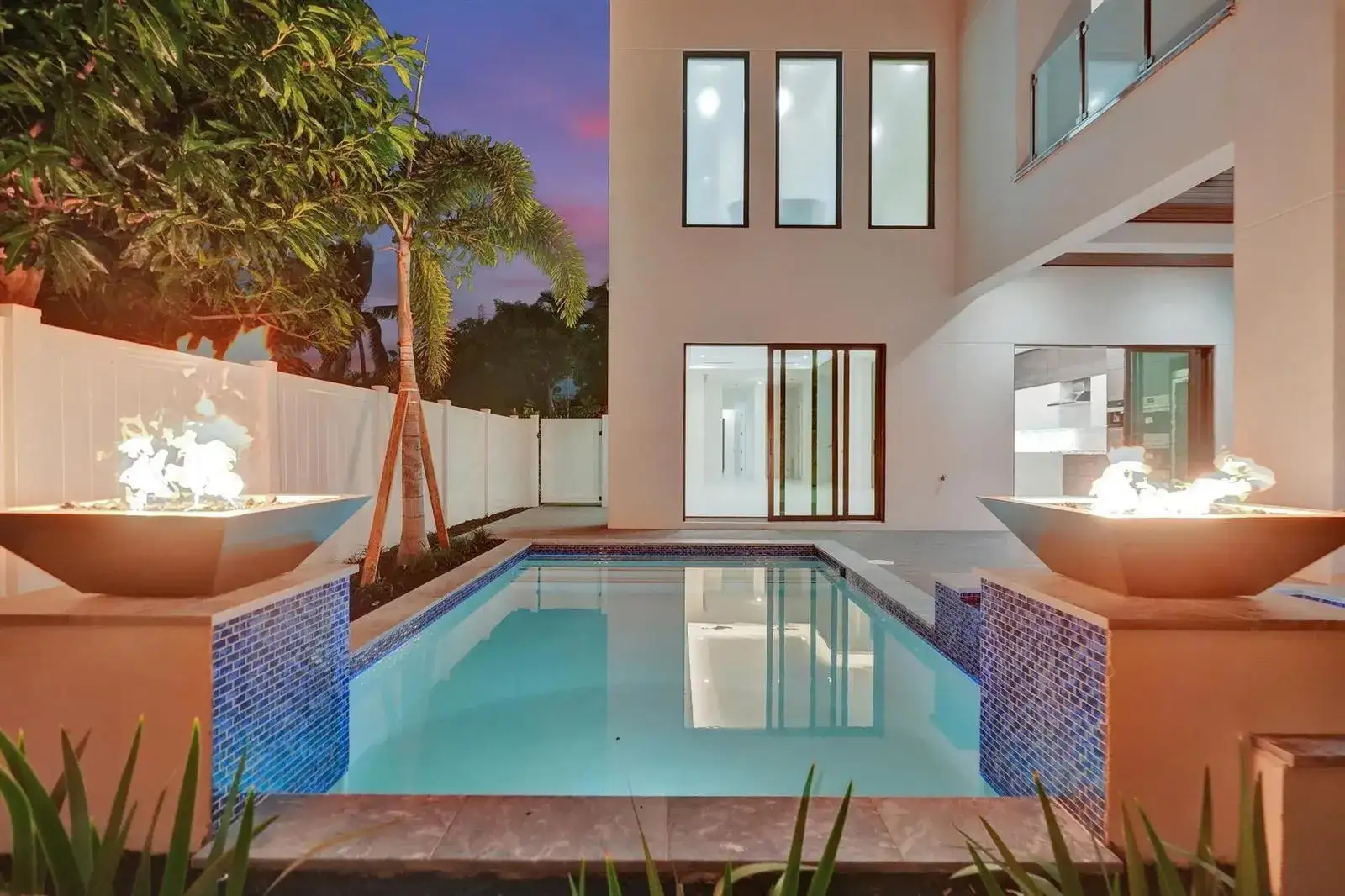 4524 Sea Grape Drive, Lauderdale By The Sea FL 33308 photo 3