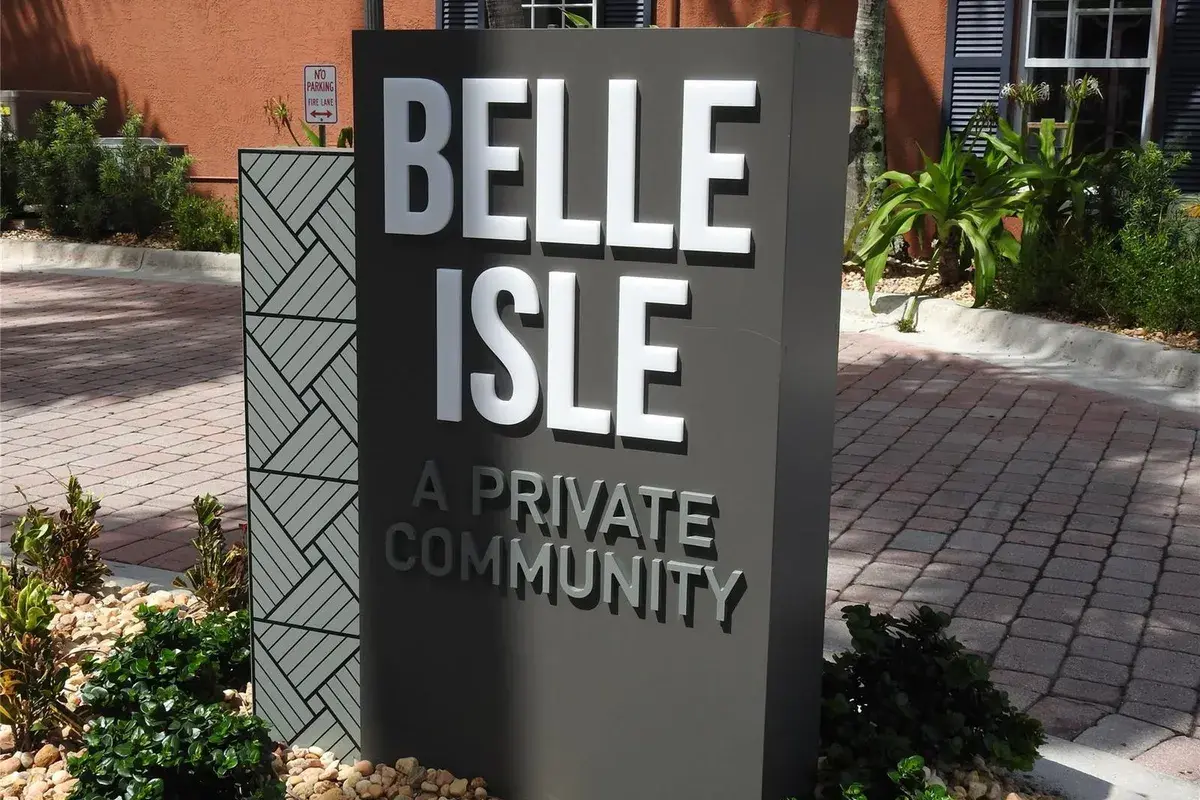 2299 NE 9th Avenue # 2299, Wilton Manors FL 33305
