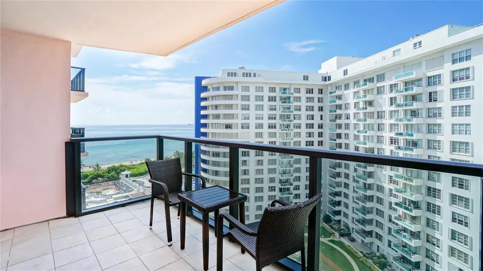 2 bedroom 2 bath Residential for sale at 5225 Collins Avenue # 1417, Miami Beach FL 33140
