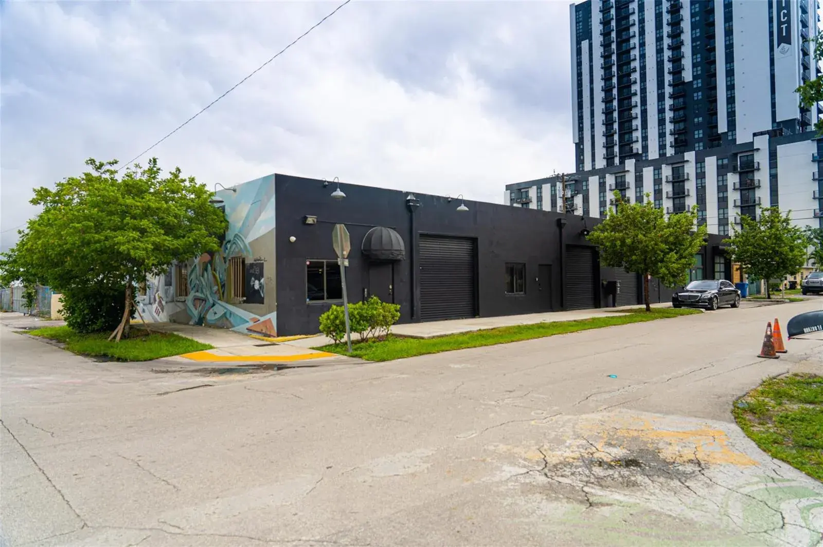 401 NE 8th Street, Fort Lauderdale FL 33304